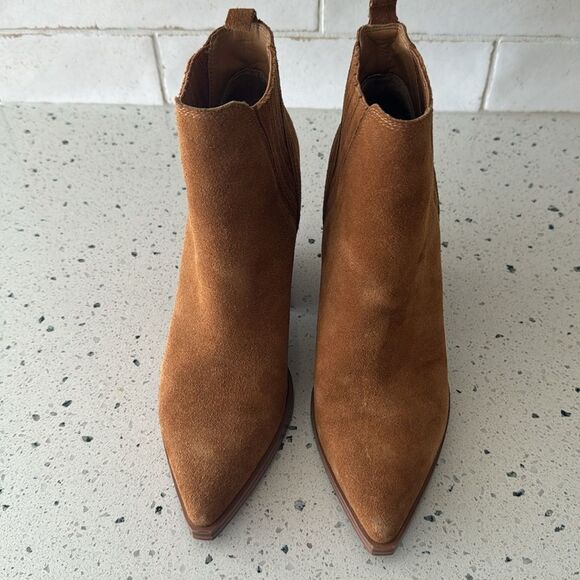 MARC FISHER GADRI Tan Suede Leather Ankle Booties Pointed Toe Pull On Size 7.5M - Picture 2 of 16